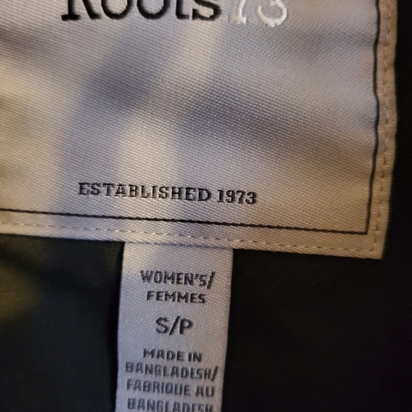 Roots Martinriver water resistant jacket size sm - Picture 6 of 16